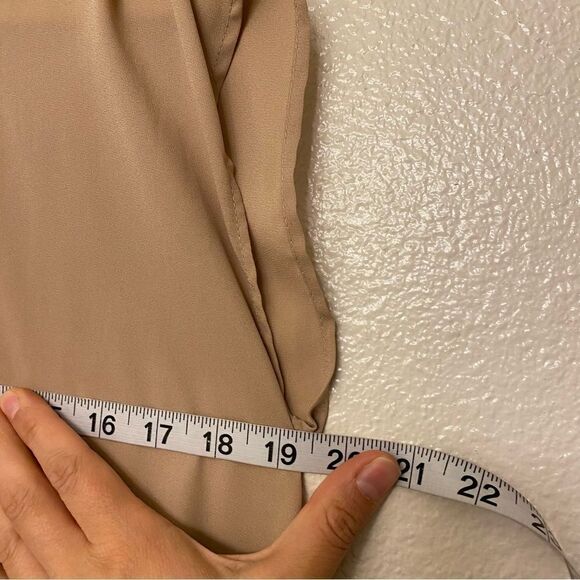 Pleione Twisted knot Hem Hi-Low Top beige tan semi sheer crew neck blouse S - Picture 7 of 8